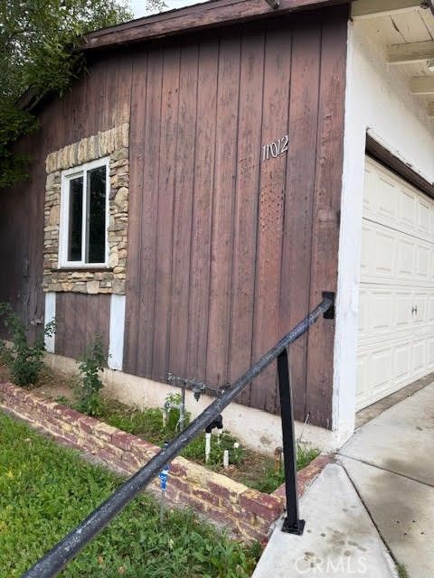 Photo of 11012 Noble, San Fernando, CA 91345 (MLS # SR25280020)