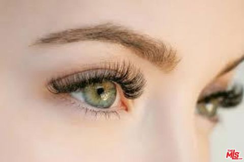 Photo of 421 N Rodeo Drive, Beverly Hills, CA 90210 (MLS # 25567861)