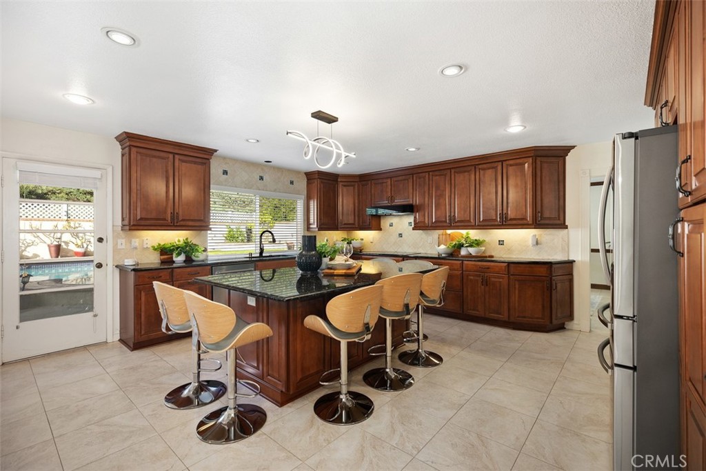 Meredith Canyon (MC) - Residential