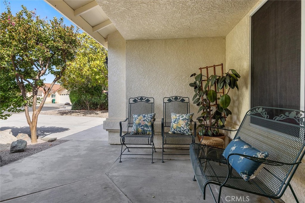 893 Candlewood Court