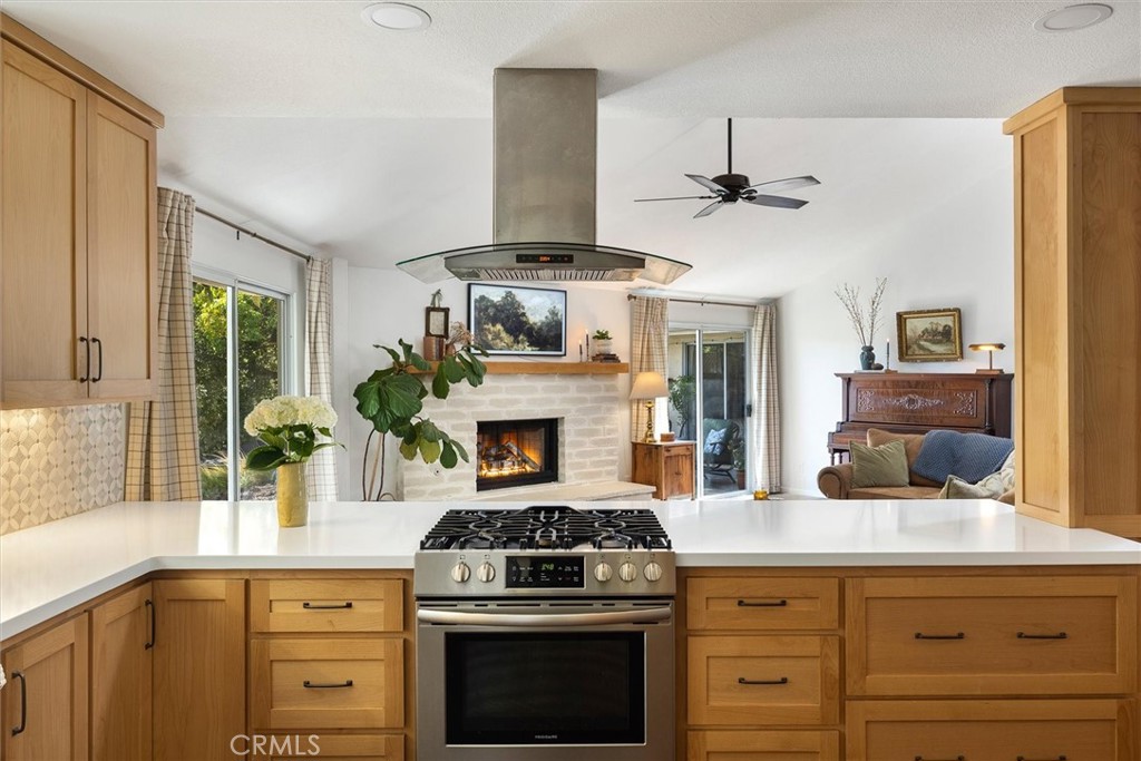 893 Candlewood Court