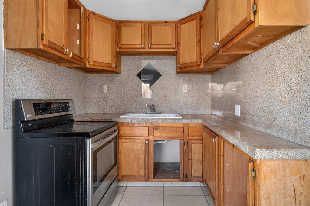 9495 Bella Vista Drive