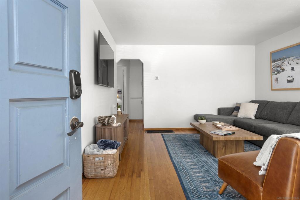 Ocean Beach - Residential Lease