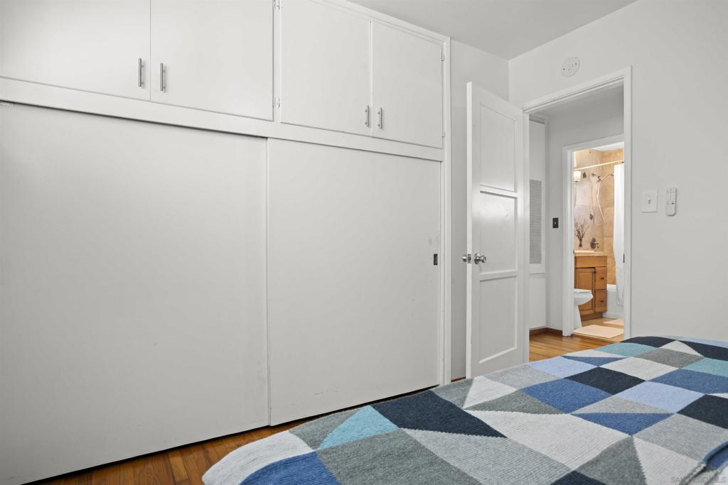 Ocean Beach - Residential Lease