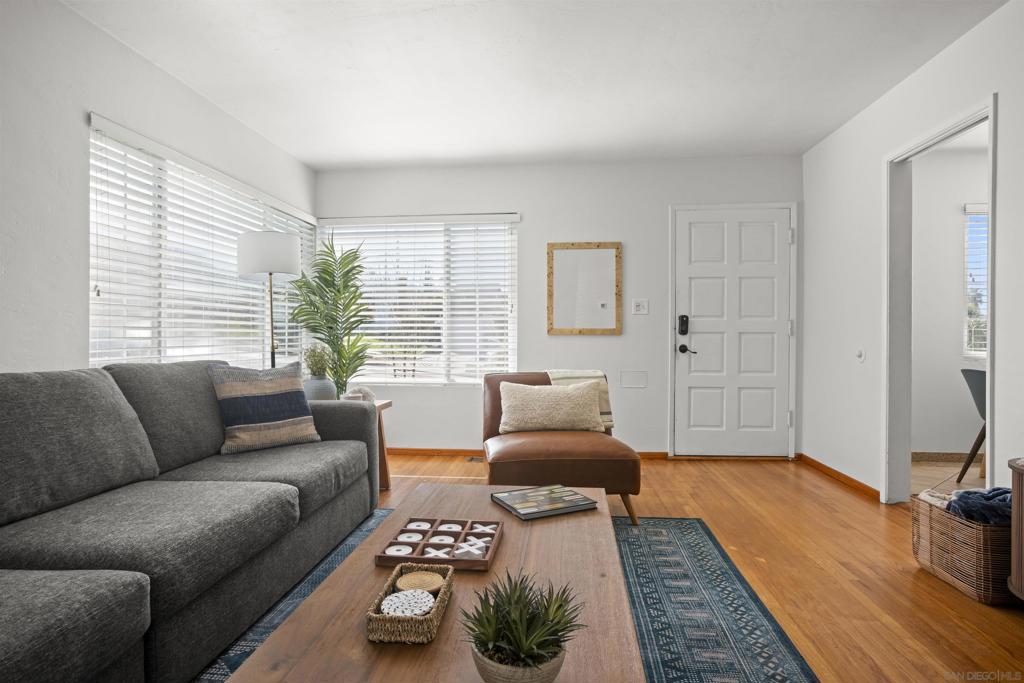 Ocean Beach - Residential Lease