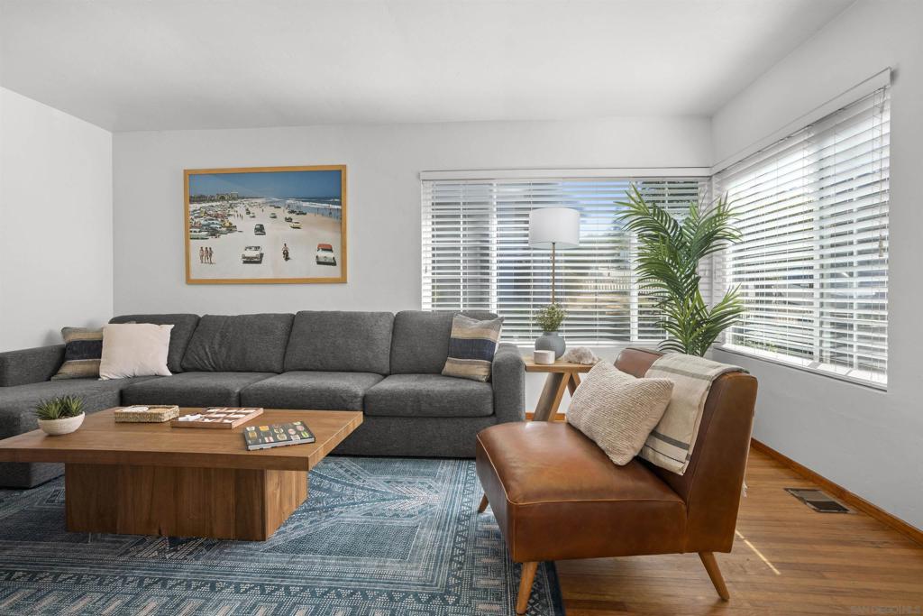 Ocean Beach - Residential Lease