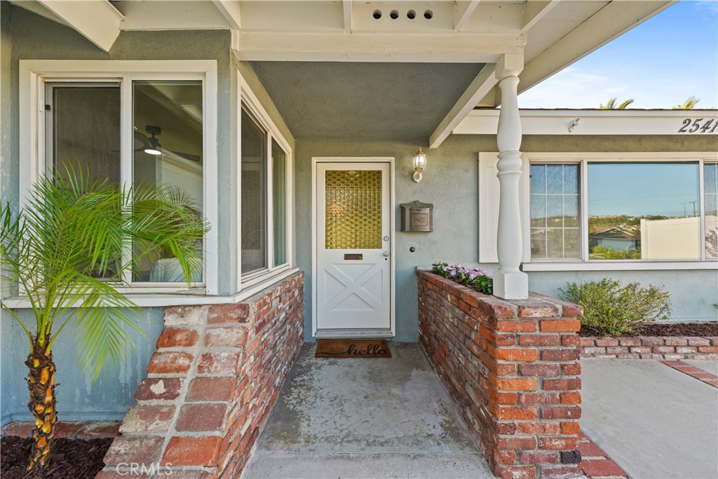 2541 W Cobblestone Road