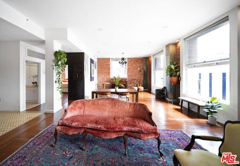 Photo of 257 S Spring Street #4E, Los Angeles, CA 90012 (MLS # 25623777)