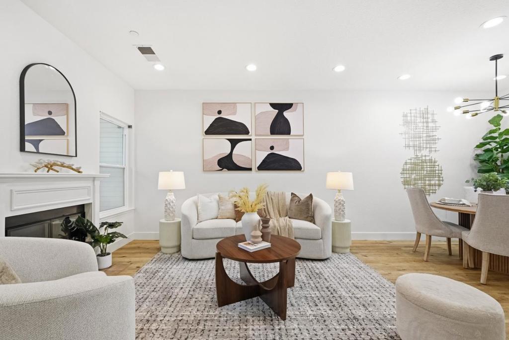 939 La Mesa Terrace C