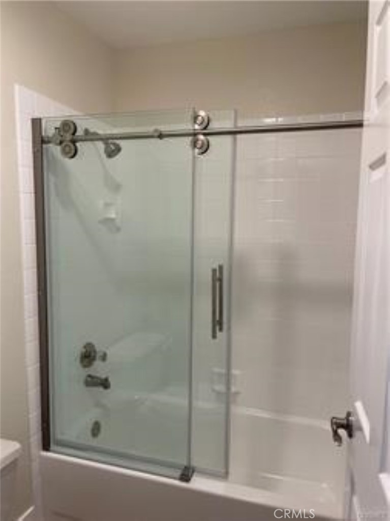 Shadow Oaks (A) (829) - Residential Lease