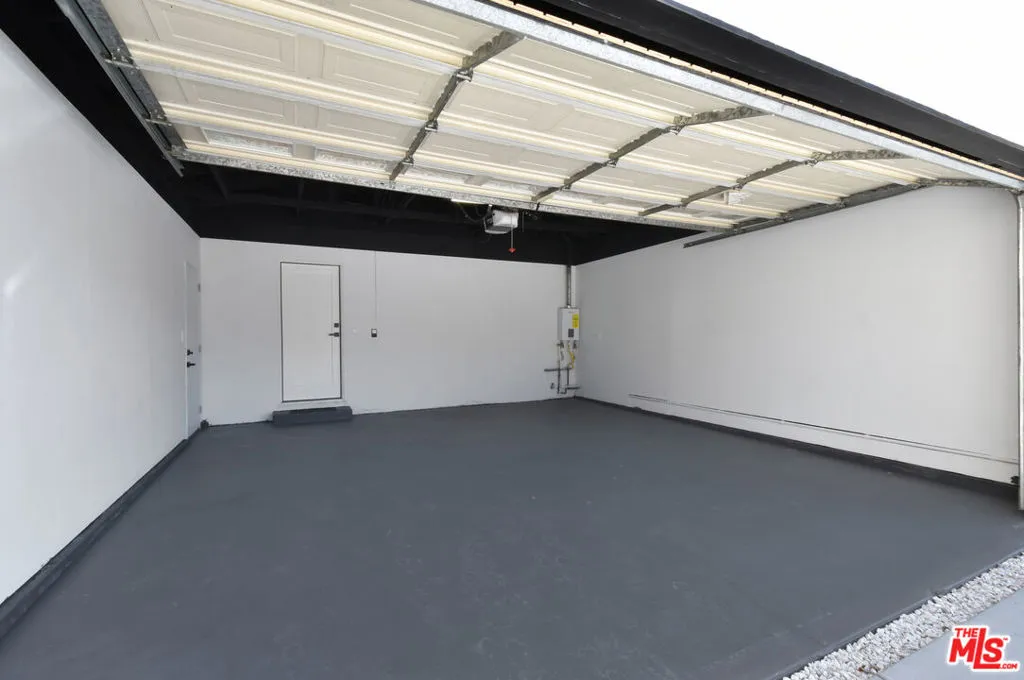 Encino, California 91436, United States, 4 Bedrooms Bedrooms, ,2 BathroomsBathrooms,Residential,Active,159160