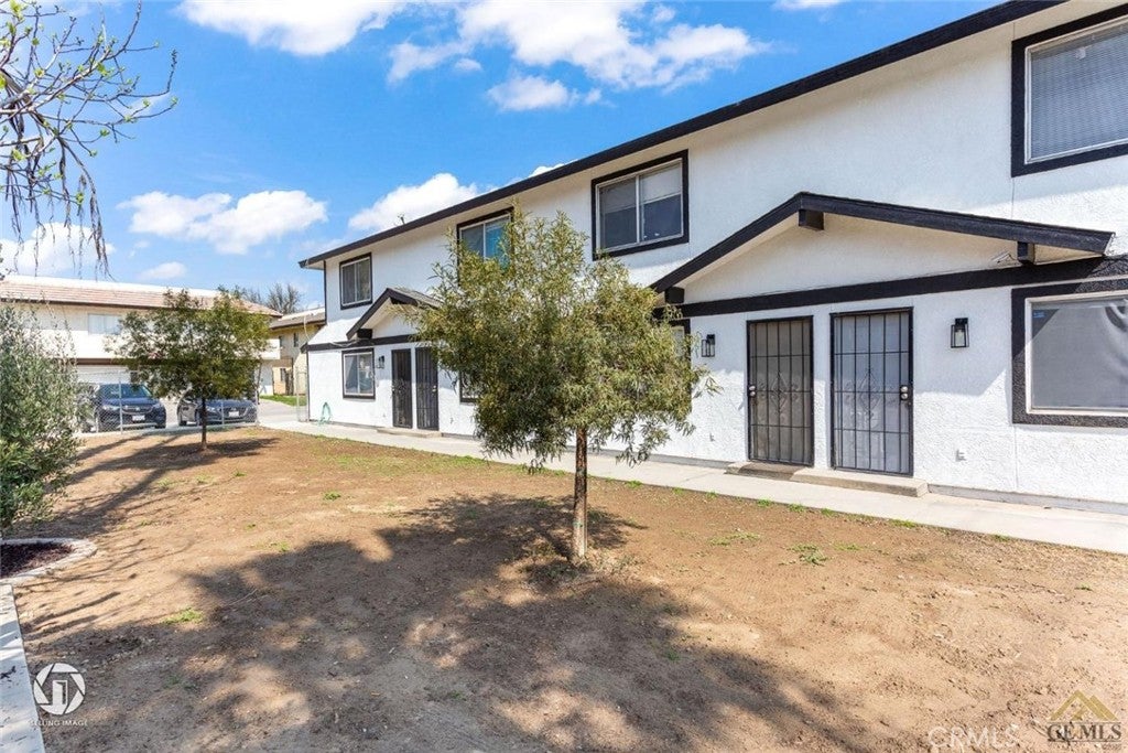 900 Pacheco