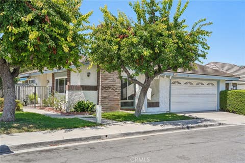 Photo of 19 Woodrush, Irvine, CA 92604 (MLS # OC26183562)