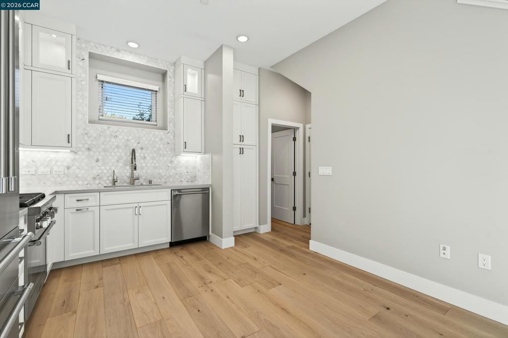 90 Woodbury Highlands Place 10