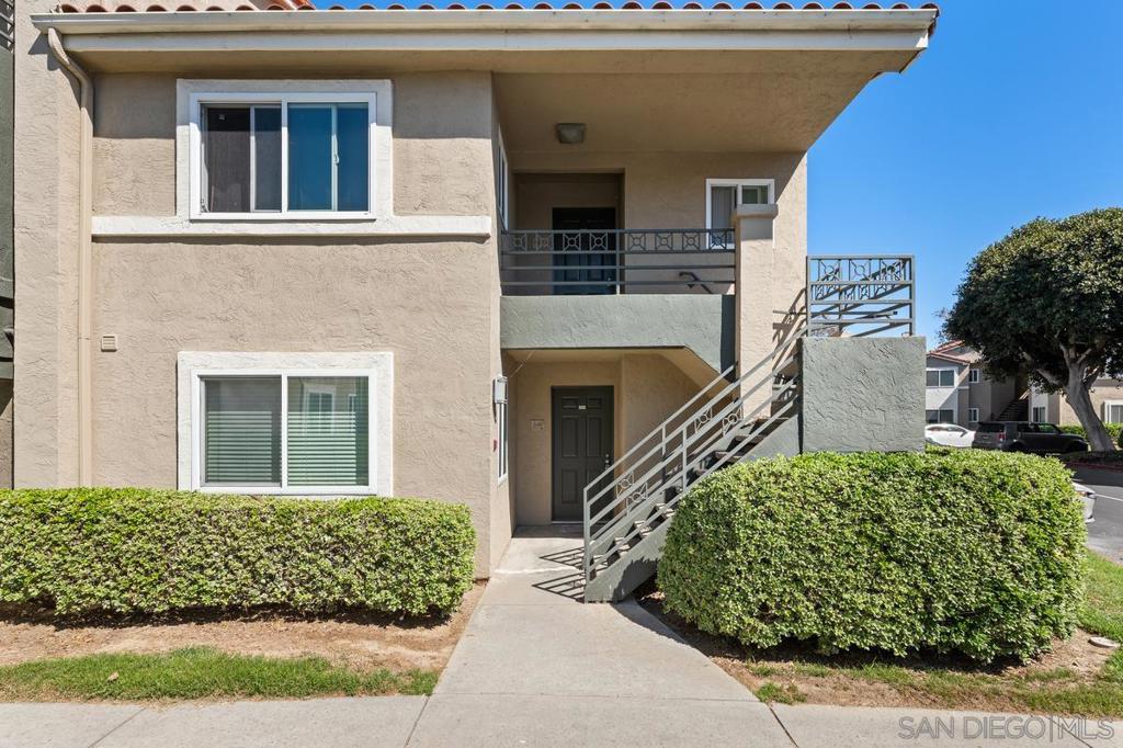 7425 Charmant Dr 2601