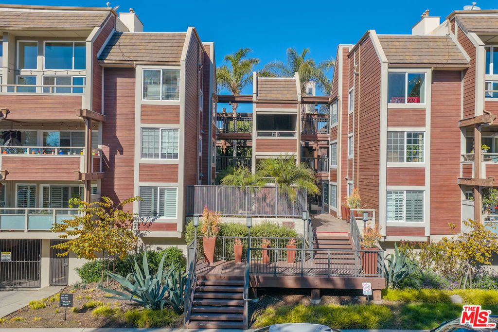 Photo of 4350 Via Dolce #211, Marina Del Rey, CA 90292 (MLS # 25623431)