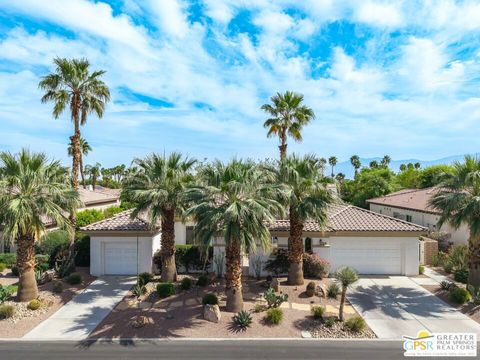 Photo of 34 Oakmont Drive, Rancho Mirage, CA 92270 (MLS # 26659997PS)