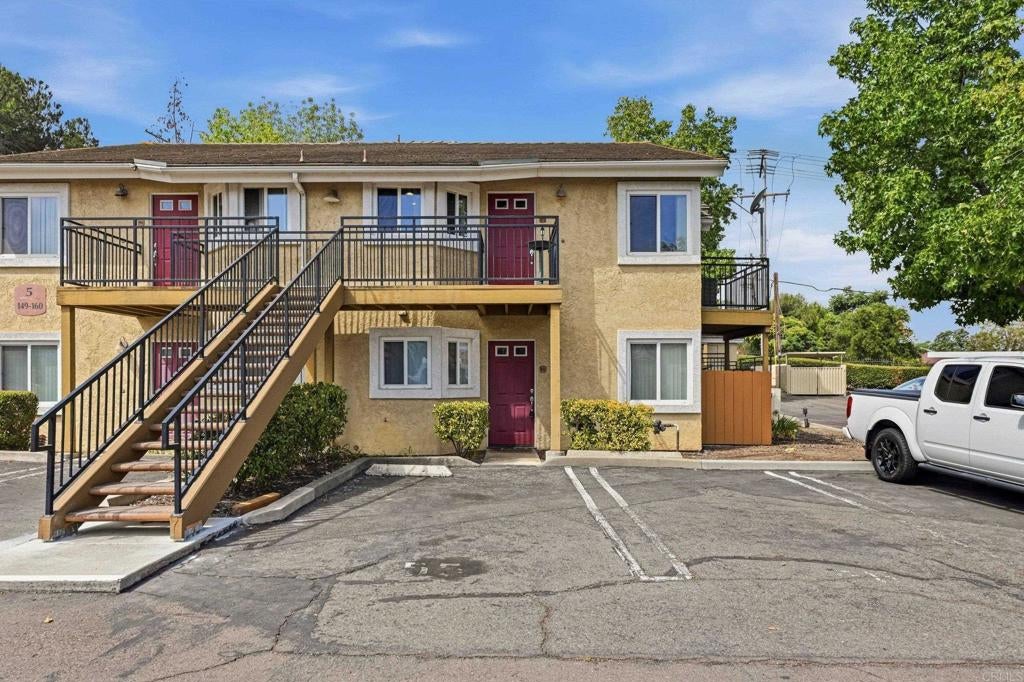 495 San Pasqual Valley Road 152