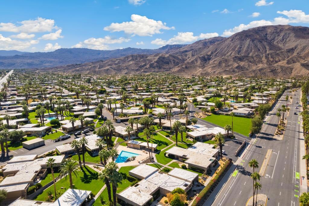 Sandpiper Palm Deser - Residential