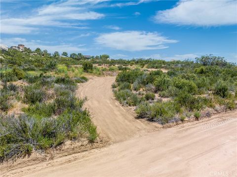 Tiny photo for 712 Rolling Hills Drive, Aguanga, CA 92536 (MLS # SW26087935)