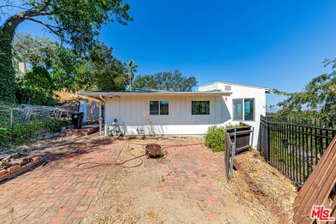 Photo of 14301 Mulholland Drive, Los Angeles, CA 90077 (MLS # 26986517)