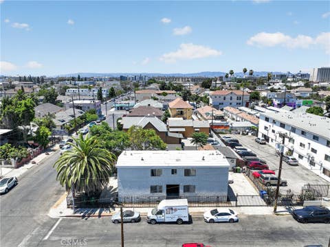 Photo of 427 E 25th Street, Los Angeles, CA 90011 (MLS # PW26186112)
