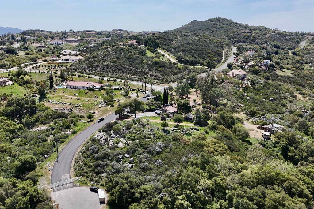 Via Viejas Oeste