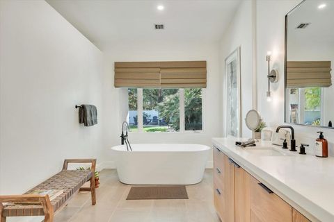 Tiny photo for 50700 Calle Paloma, La Quinta, CA 92253 (MLS # 219146717DA)