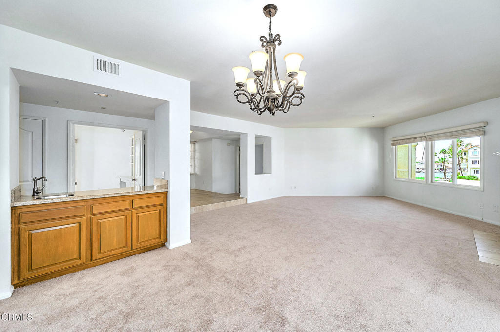 4229 Harbour Island Lane