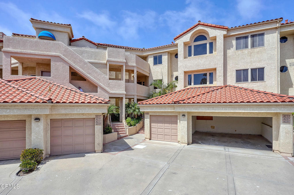 4229 Harbour Island Lane