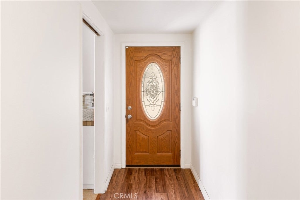 1537 W Edithia