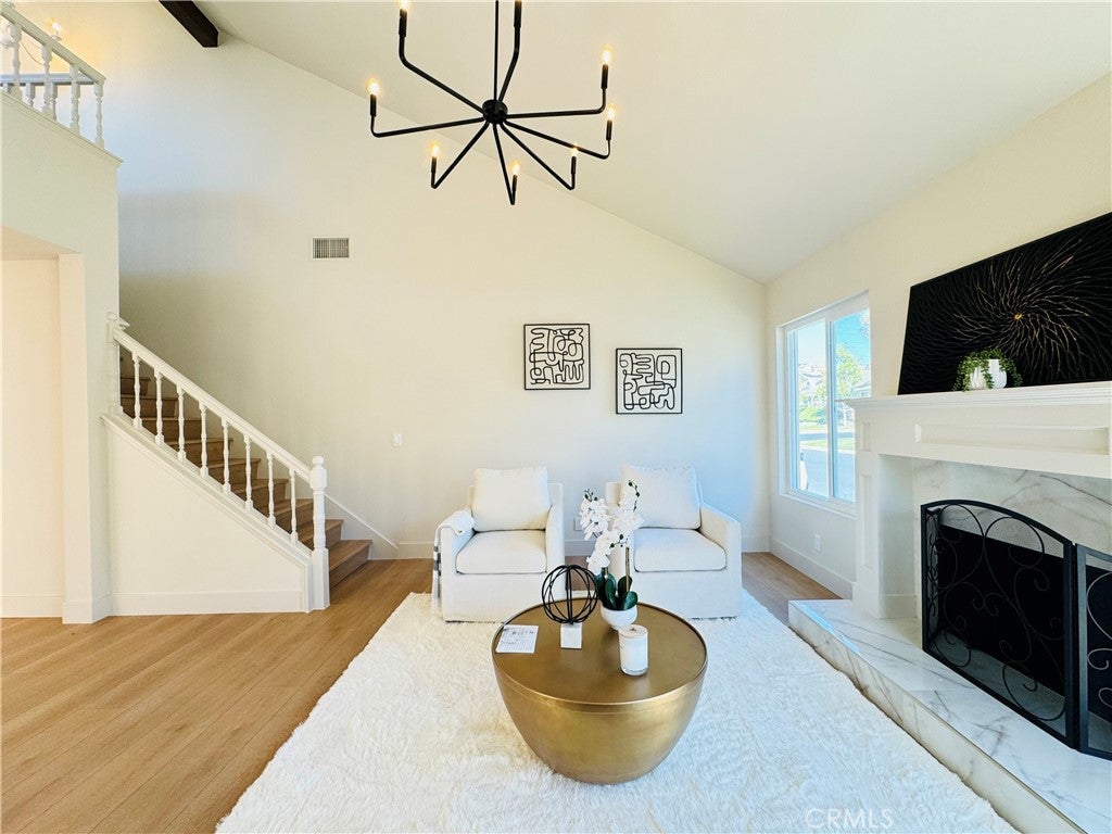 23247 Villena, Mission Viejo CA 92692