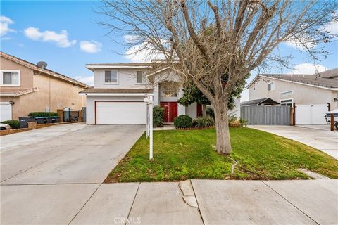 Photo of 1728 Blackberry Court, Palmdale, CA 93551 (MLS # SR26003062)