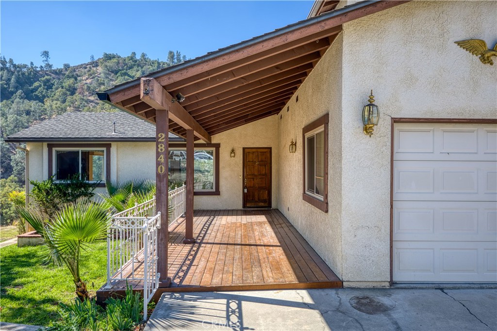 2840 Black Horse Lane