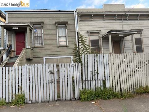 Photo of 1717 9Th St ST, Oakland, CA 94607 (MLS # 41138461)