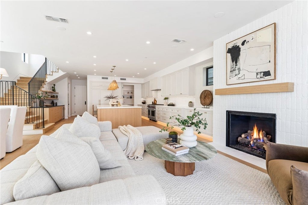207 43rd Street