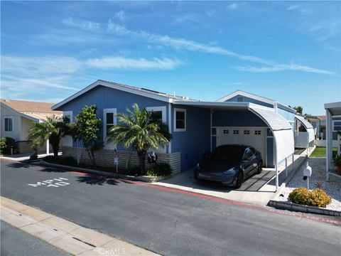 Photo of 9850 Garfield Ave #35, Huntington Beach, CA 92646 (MLS # OC26103629)