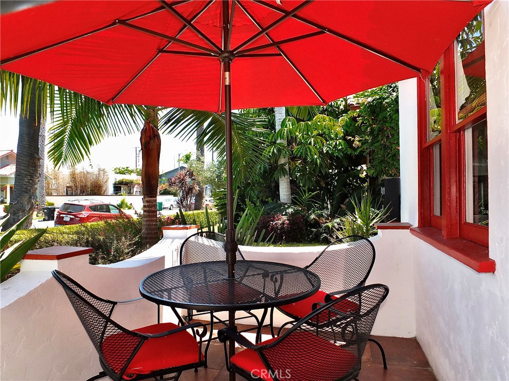 813 Coronado Ave