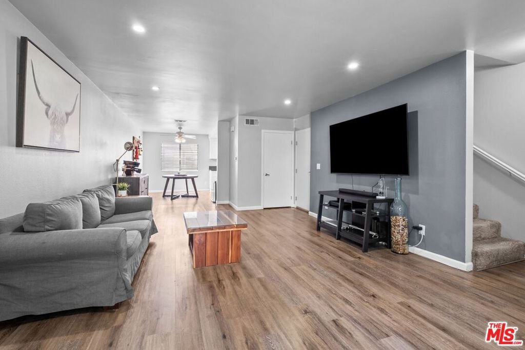 14325 Terra Bella Street