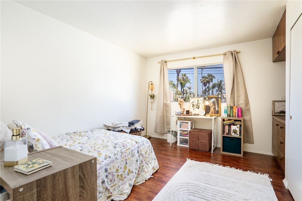 listing image 130723088567239683990