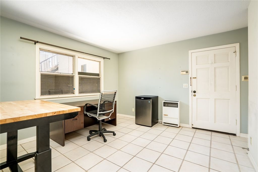listing image 130721909412832801881