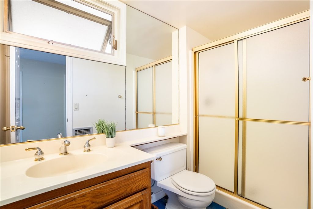 listing image 130724490610589088139