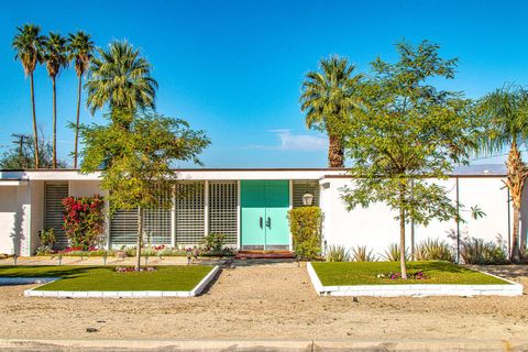 Photo of 73070 Grapevine Street, Palm Desert, CA 92260 (MLS # 219143554DA)