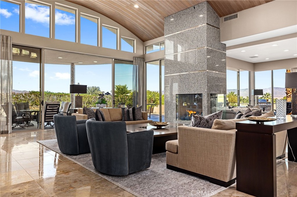 Mirada Estates (32143) - Residential