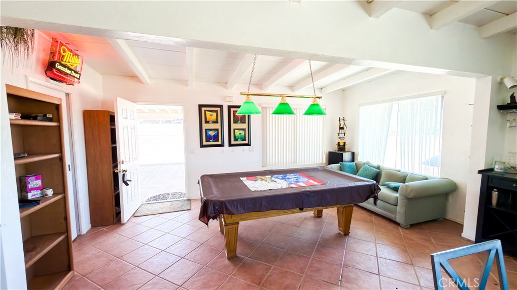 1526 Riviera Dr.