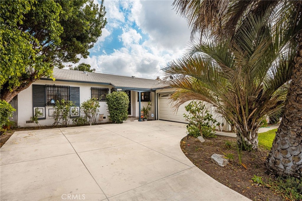 927 S Laurel