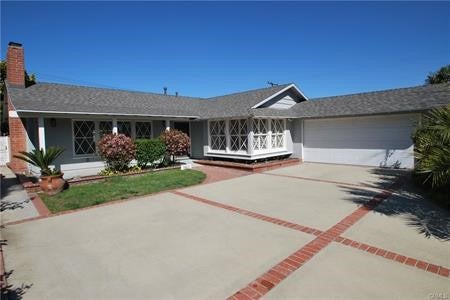 Photo of 3421 Rowena Drive, Rossmoor, CA 90720 (MLS # PW26215642)