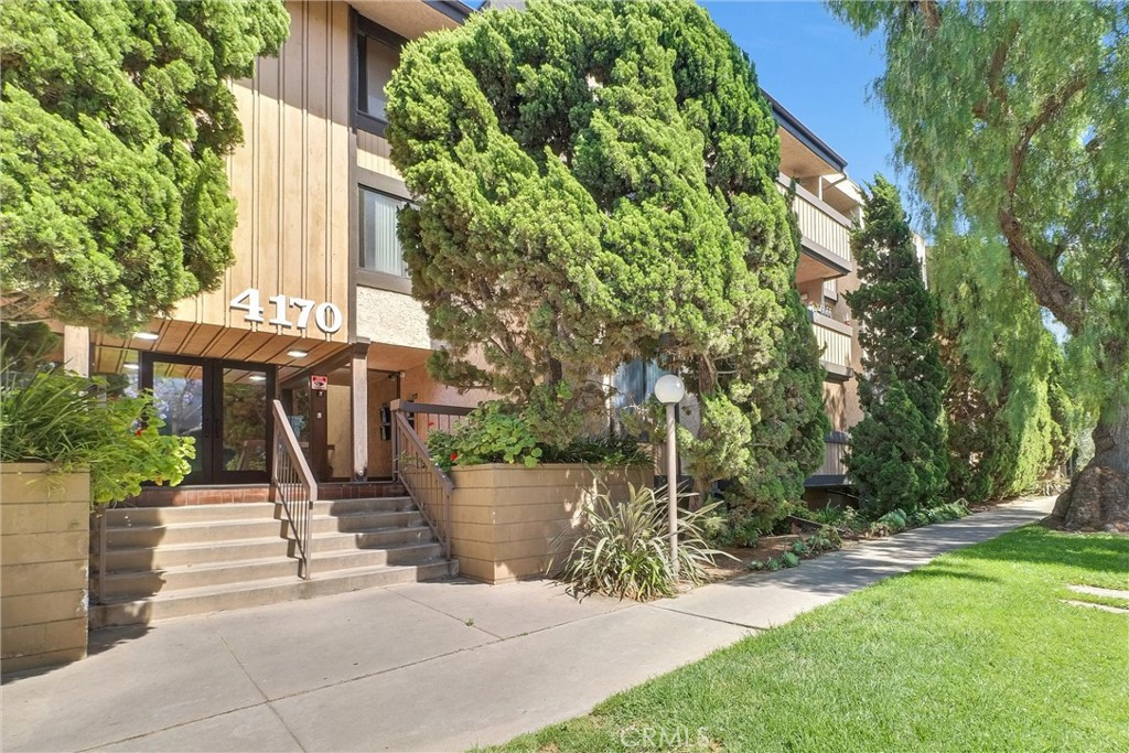 Bixby Knolls (BK) - Residential