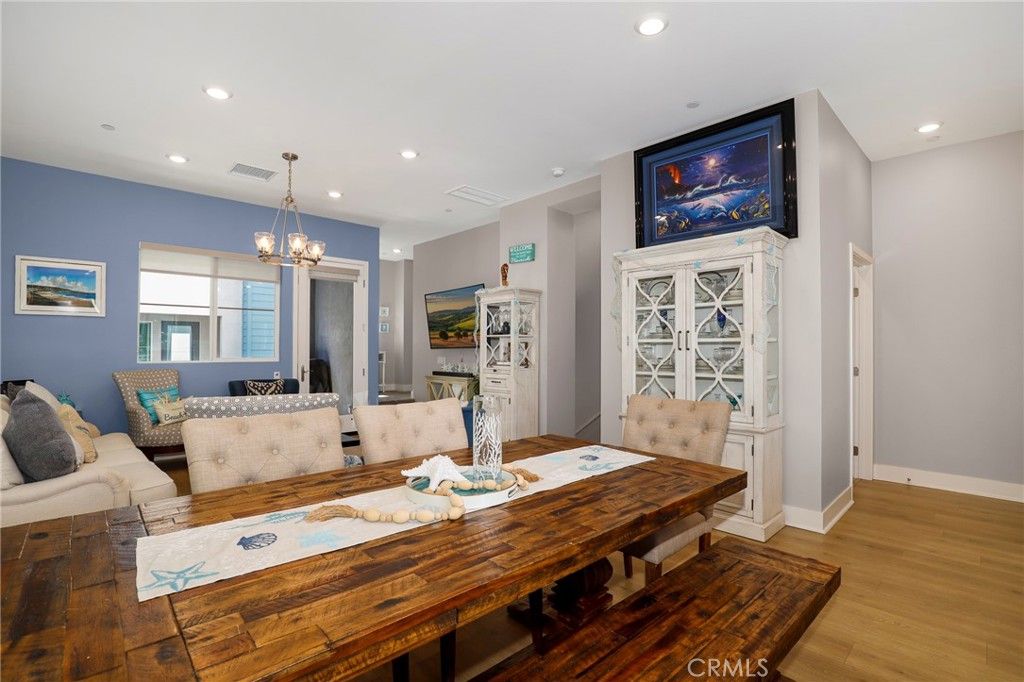 Photo of 1642 W Saratoga Lane, San Pedro, CA 90732 (MLS # SB26024229)