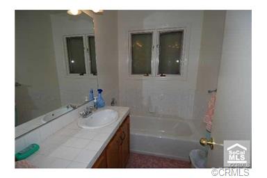2733 W Bridgeport